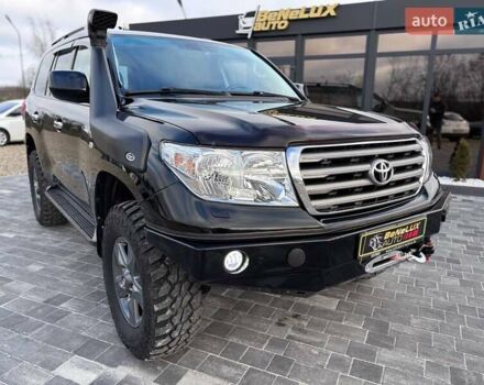 Чорний Тойота Ленд Крузер, об'ємом двигуна 4.7 л та пробігом 300 тис. км за 27999 $, фото 1 на Automoto.ua