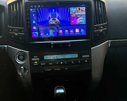 Чорний Тойота Ленд Крузер, об'ємом двигуна 4.7 л та пробігом 271 тис. км за 21900 $, фото 19 на Automoto.ua