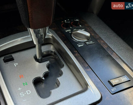 Черный Тойота Ленд Крузер, объемом двигателя 4.66 л и пробегом 329 тыс. км за 21000 $, фото 15 на Automoto.ua