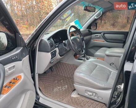 Черный Тойота Ленд Крузер, объемом двигателя 4.66 л и пробегом 337 тыс. км за 20700 $, фото 29 на Automoto.ua