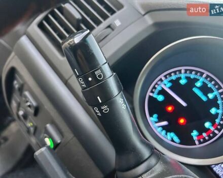 Чорний Тойота Ленд Крузер, об'ємом двигуна 4.66 л та пробігом 204 тис. км за 24300 $, фото 21 на Automoto.ua