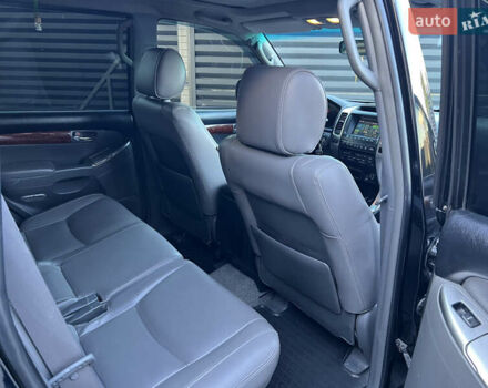 Чорний Тойота Ленд Крузер, об'ємом двигуна 2.98 л та пробігом 270 тис. км за 17800 $, фото 9 на Automoto.ua