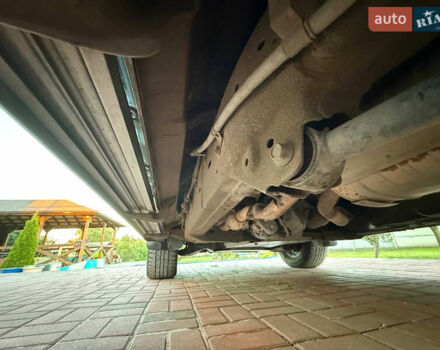 Черный Тойота Ленд Крузер, объемом двигателя 4.66 л и пробегом 245 тыс. км за 21999 $, фото 27 на Automoto.ua