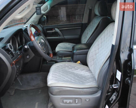 Черный Тойота Ленд Крузер, объемом двигателя 4.7 л и пробегом 271 тыс. км за 21500 $, фото 26 на Automoto.ua