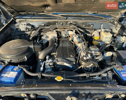 Черный Тойота Ленд Крузер, объемом двигателя 4.2 л и пробегом 336 тыс. км за 22400 $, фото 19 на Automoto.ua