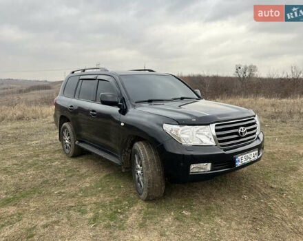 Чорний Тойота Ленд Крузер, об'ємом двигуна 4.7 л та пробігом 291 тис. км за 22800 $, фото 2 на Automoto.ua