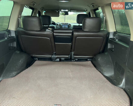 Чорний Тойота Ленд Крузер, об'ємом двигуна 4.7 л та пробігом 291 тис. км за 22800 $, фото 11 на Automoto.ua