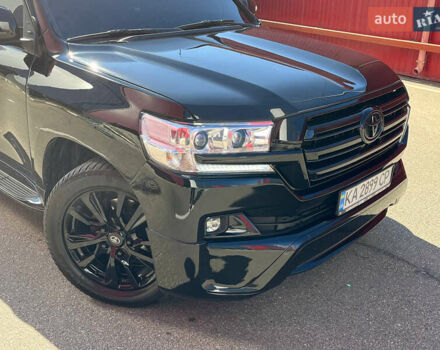 Черный Тойота Ленд Крузер, объемом двигателя 4.7 л и пробегом 220 тыс. км за 35900 $, фото 2 на Automoto.ua