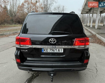 Черный Тойота Ленд Крузер, объемом двигателя 4.66 л и пробегом 315 тыс. км за 28500 $, фото 8 на Automoto.ua