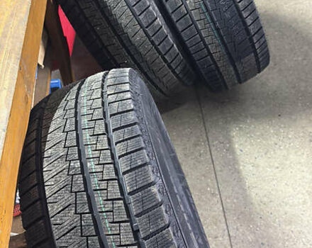 Черный Тойота Ленд Крузер, объемом двигателя 4.7 л и пробегом 271 тыс. км за 21500 $, фото 36 на Automoto.ua