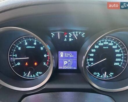 Чорний Тойота Ленд Крузер, об'ємом двигуна 4.66 л та пробігом 204 тис. км за 24300 $, фото 22 на Automoto.ua