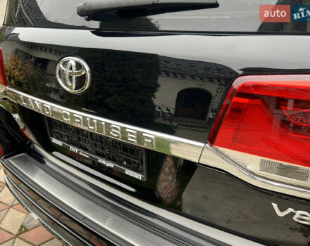 Черный Тойота Ленд Крузер, объемом двигателя 4.5 л и пробегом 297 тыс. км за 27900 $, фото 48 на Automoto.ua