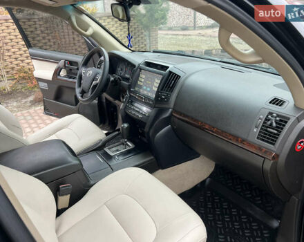 Чорний Тойота Ленд Крузер, об'ємом двигуна 4.5 л та пробігом 297 тис. км за 28900 $, фото 43 на Automoto.ua