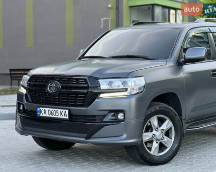 Чорний Тойота Ленд Крузер, об'ємом двигуна 4.66 л та пробігом 310 тис. км за 23900 $, фото 3 на Automoto.ua