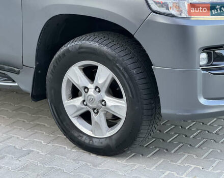 Чорний Тойота Ленд Крузер, об'ємом двигуна 4.66 л та пробігом 310 тис. км за 23900 $, фото 13 на Automoto.ua