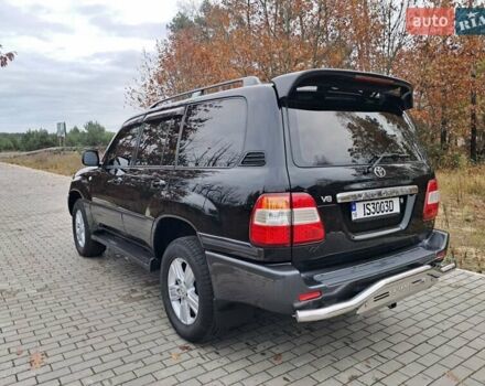 Черный Тойота Ленд Крузер, объемом двигателя 4.66 л и пробегом 337 тыс. км за 20700 $, фото 11 на Automoto.ua