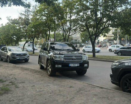 Чорний Тойота Ленд Крузер, об'ємом двигуна 5.66 л та пробігом 289 тис. км за 25000 $, фото 8 на Automoto.ua