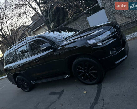 Черный Тойота Ленд Крузер, объемом двигателя 4.7 л и пробегом 268 тыс. км за 29900 $, фото 44 на Automoto.ua