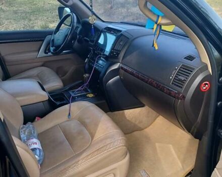 Черный Тойота Ленд Крузер, объемом двигателя 4 л и пробегом 450 тыс. км за 22000 $, фото 6 на Automoto.ua