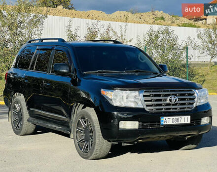 Черный Тойота Ленд Крузер, объемом двигателя 5.7 л и пробегом 239 тыс. км за 23500 $, фото 16 на Automoto.ua