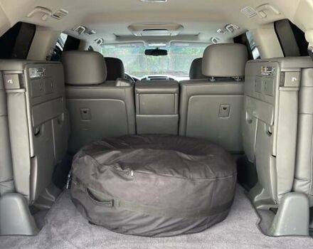 Черный Тойота Ленд Крузер, объемом двигателя 5.7 л и пробегом 69 тыс. км за 49999 $, фото 10 на Automoto.ua