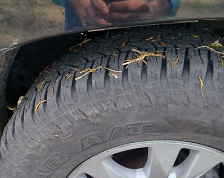 Черный Тойота Ленд Крузер, объемом двигателя 4 л и пробегом 450 тыс. км за 22000 $, фото 2 на Automoto.ua