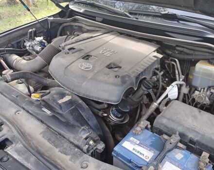 Черный Тойота Ленд Крузер, объемом двигателя 4 л и пробегом 450 тыс. км за 22000 $, фото 4 на Automoto.ua