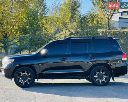 Черный Тойота Ленд Крузер, объемом двигателя 5.7 л и пробегом 239 тыс. км за 23500 $, фото 3 на Automoto.ua