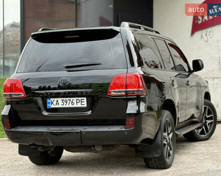 Черный Тойота Ленд Крузер, объемом двигателя 4.66 л и пробегом 265 тыс. км за 25500 $, фото 14 на Automoto.ua