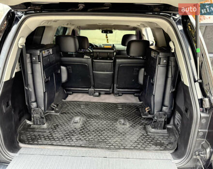 Черный Тойота Ленд Крузер, объемом двигателя 4.66 л и пробегом 265 тыс. км за 25500 $, фото 16 на Automoto.ua