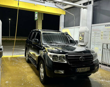 Чорний Тойота Ленд Крузер, об'ємом двигуна 5.66 л та пробігом 289 тис. км за 25000 $, фото 1 на Automoto.ua