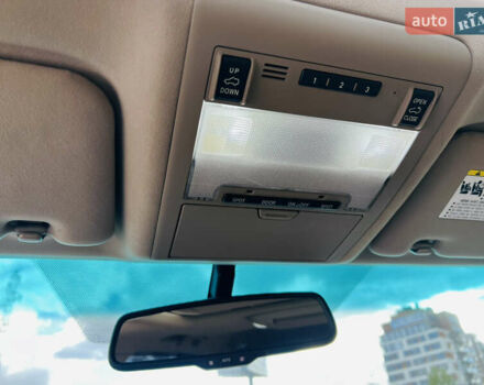 Черный Тойота Ленд Крузер, объемом двигателя 5.7 л и пробегом 239 тыс. км за 23500 $, фото 46 на Automoto.ua