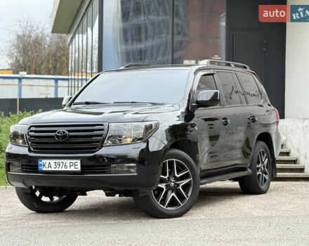 Черный Тойота Ленд Крузер, объемом двигателя 4.66 л и пробегом 265 тыс. км за 25500 $, фото 2 на Automoto.ua