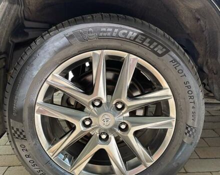 Черный Тойота Ленд Крузер, объемом двигателя 5.7 л и пробегом 69 тыс. км за 49999 $, фото 26 на Automoto.ua