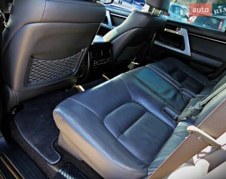 Черный Тойота Ленд Крузер, объемом двигателя 4.66 л и пробегом 312 тыс. км за 31800 $, фото 18 на Automoto.ua