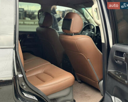 Черный Тойота Ленд Крузер, объемом двигателя 4.46 л и пробегом 155 тыс. км за 25500 $, фото 5 на Automoto.ua