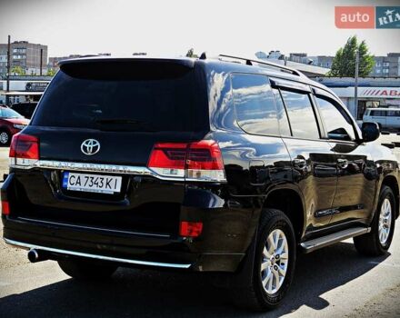 Черный Тойота Ленд Крузер, объемом двигателя 4.66 л и пробегом 312 тыс. км за 31800 $, фото 2 на Automoto.ua