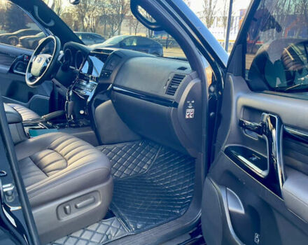 Черный Тойота Ленд Крузер, объемом двигателя 4.66 л и пробегом 257 тыс. км за 29999 $, фото 28 на Automoto.ua