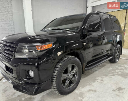 Черный Тойота Ленд Крузер, объемом двигателя 4.46 л и пробегом 155 тыс. км за 25500 $, фото 4 на Automoto.ua