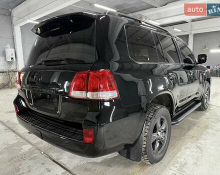 Черный Тойота Ленд Крузер, объемом двигателя 4.46 л и пробегом 155 тыс. км за 25500 $, фото 2 на Automoto.ua