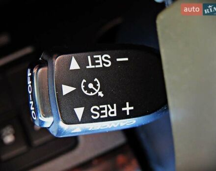 Черный Тойота Ленд Крузер, объемом двигателя 4.66 л и пробегом 312 тыс. км за 31800 $, фото 14 на Automoto.ua