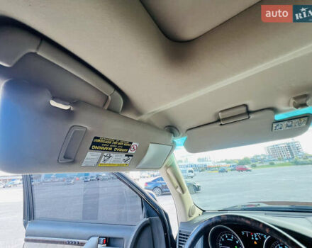 Черный Тойота Ленд Крузер, объемом двигателя 5.7 л и пробегом 239 тыс. км за 23500 $, фото 45 на Automoto.ua