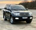 Черный Тойота Ленд Крузер, объемом двигателя 5.7 л и пробегом 275 тыс. км за 24999 $, фото 4 на Automoto.ua