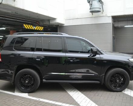 Чорний Тойота Ленд Крузер, об'ємом двигуна 0 л та пробігом 278 тис. км за 24990 $, фото 7 на Automoto.ua