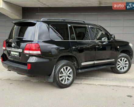 Черный Тойота Ленд Крузер, объемом двигателя 4.7 л и пробегом 170 тыс. км за 29500 $, фото 43 на Automoto.ua