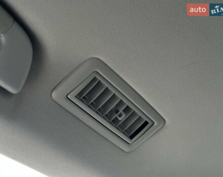 Чорний Тойота Ленд Крузер, об'ємом двигуна 4.46 л та пробігом 210 тис. км за 27500 $, фото 39 на Automoto.ua