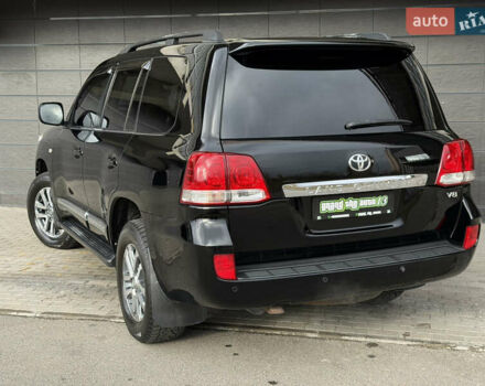 Черный Тойота Ленд Крузер, объемом двигателя 4.7 л и пробегом 170 тыс. км за 29500 $, фото 40 на Automoto.ua
