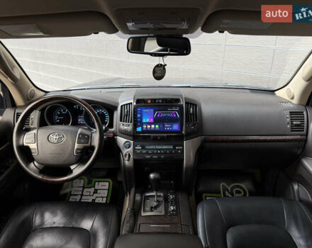 Черный Тойота Ленд Крузер, объемом двигателя 4.7 л и пробегом 170 тыс. км за 29500 $, фото 14 на Automoto.ua
