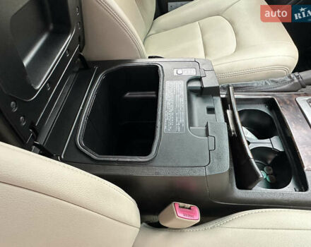 Черный Тойота Ленд Крузер, объемом двигателя 4.46 л и пробегом 284 тыс. км за 25999 $, фото 27 на Automoto.ua