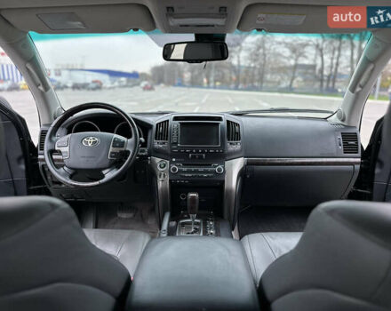 Чорний Тойота Ленд Крузер, об'ємом двигуна 4.46 л та пробігом 210 тис. км за 27500 $, фото 42 на Automoto.ua